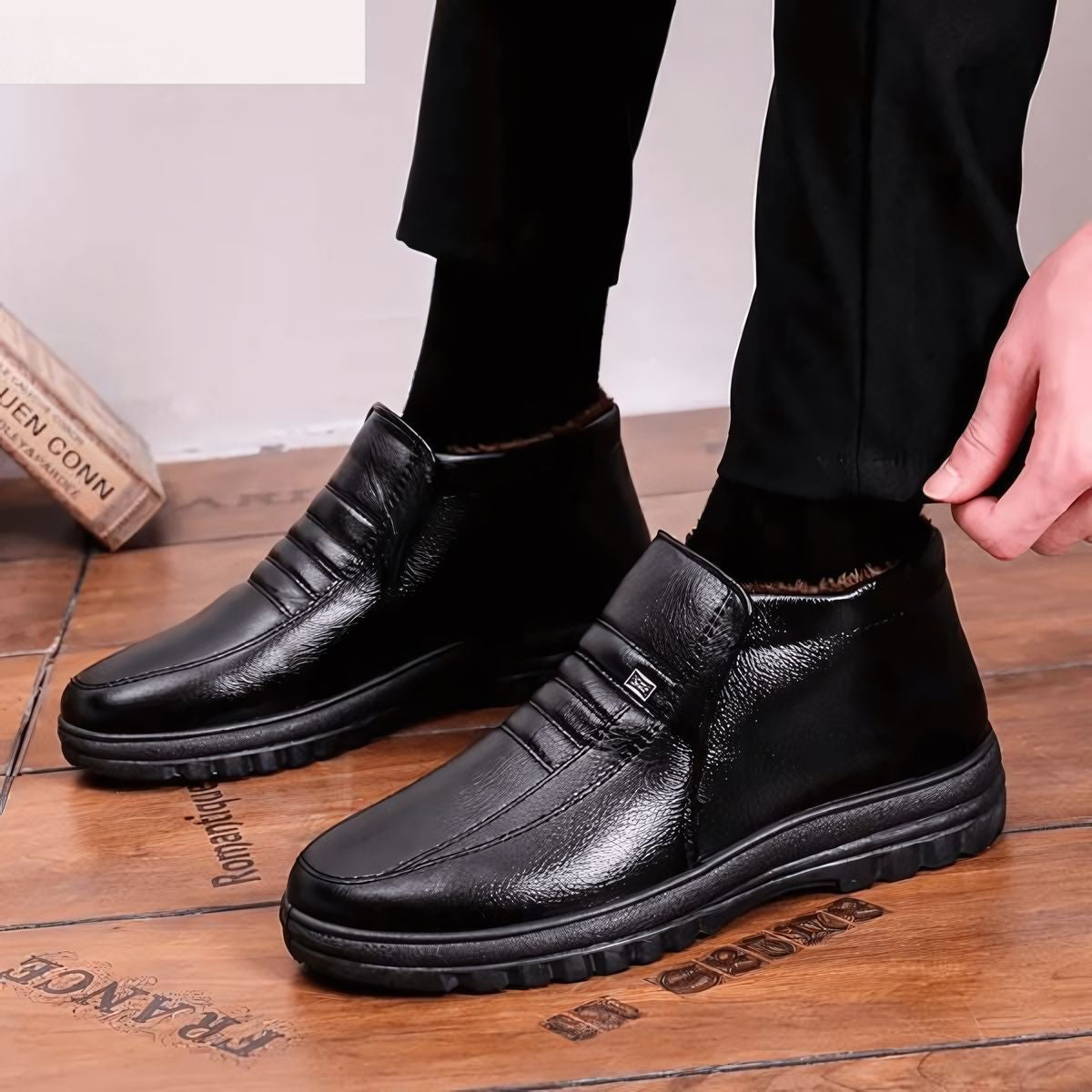 Bota Masculina de Inverno Fenric Forrada em Lã